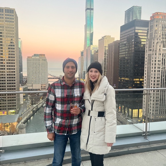 Meet your Posher, Taylor - Picture 2 of 4